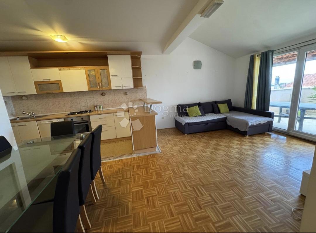 Casa Kaštel Štafilić, Kaštela, 309,46m2