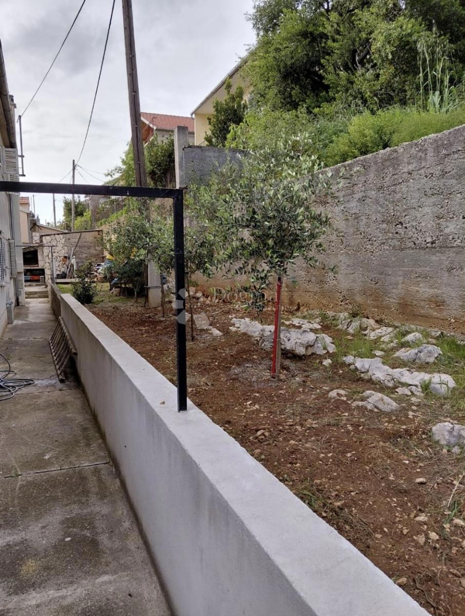 Allogio Baldekin, Šibenik, 96m2