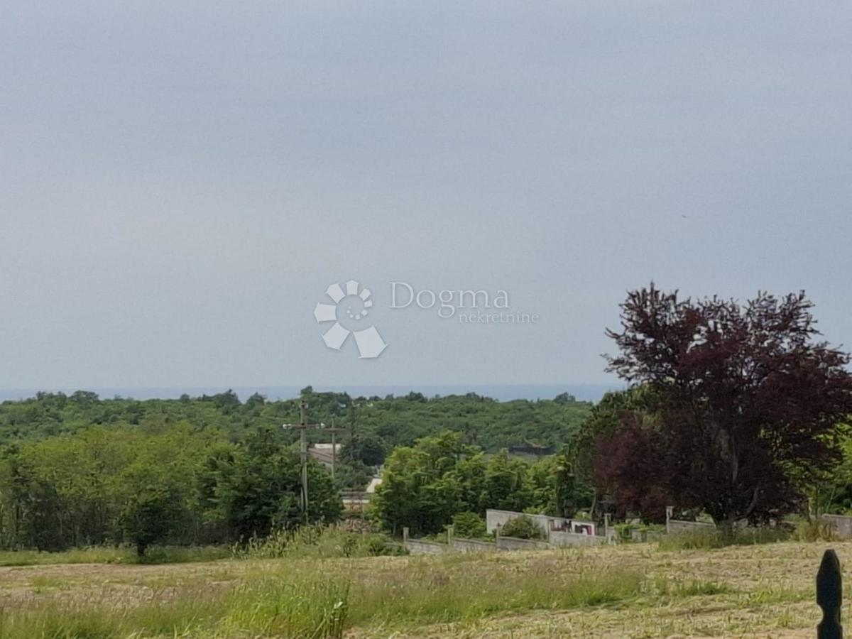 Terreno edificabile Poreč, 2.000m2