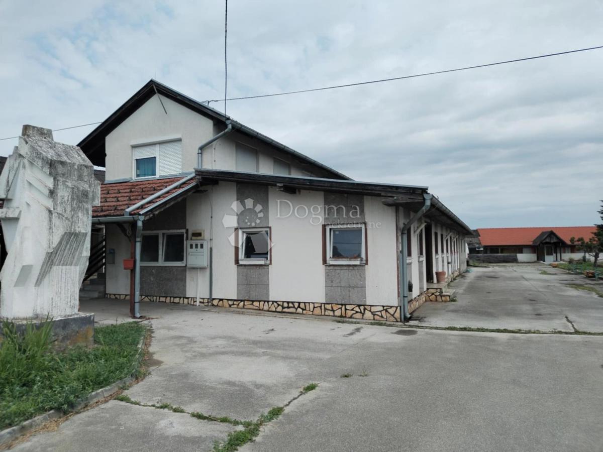Casa Budančevica, Kloštar Podravski, 1.026m2