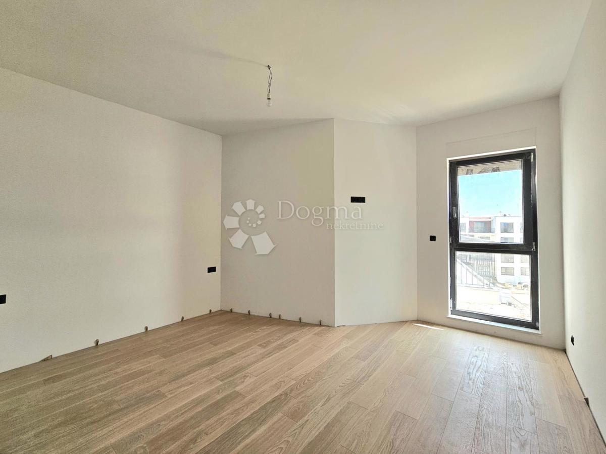 Nuova costruzione, 2 camere da letto, 2 bagni, 2 posti auto, ascensore