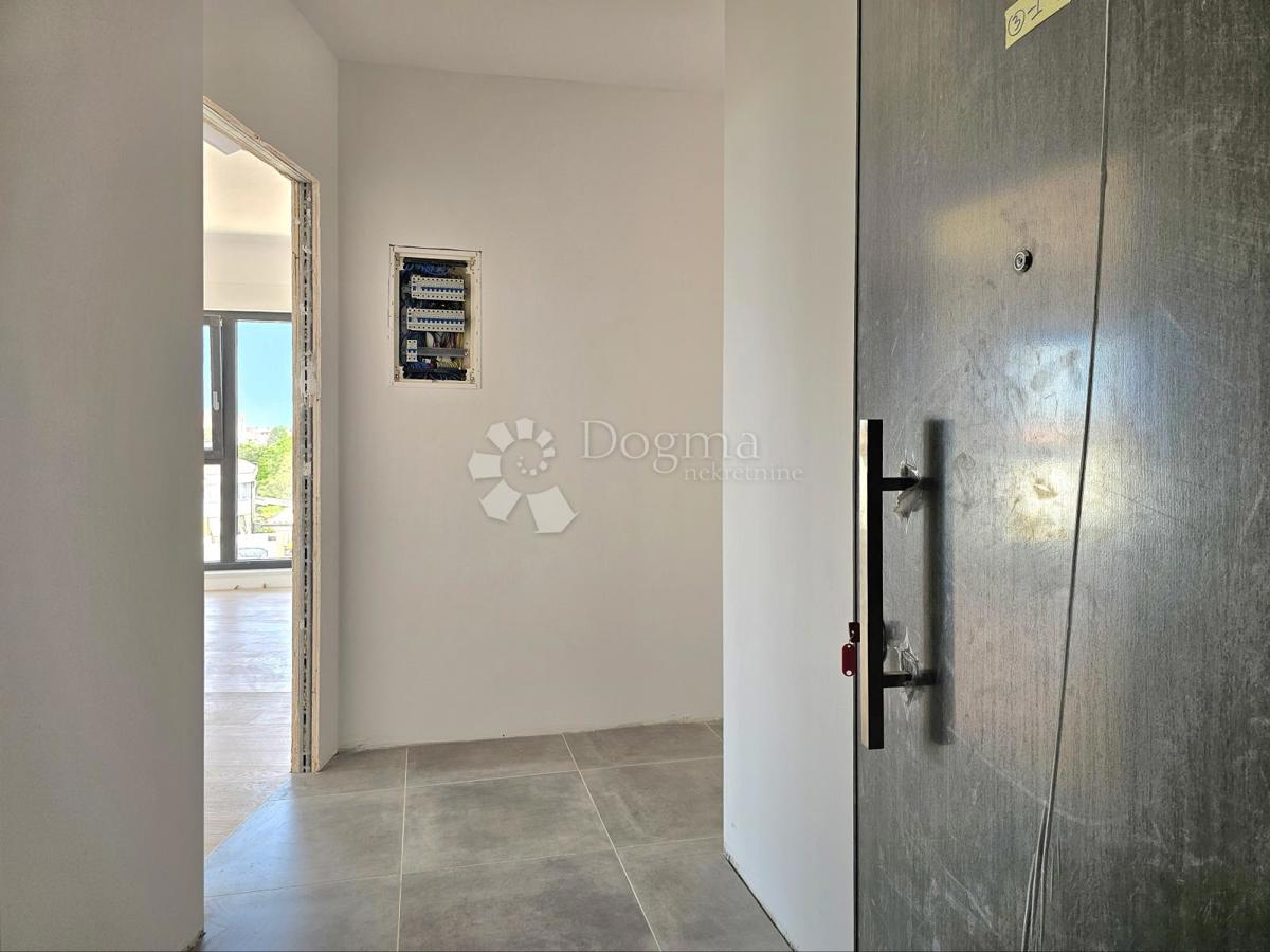 Nuova costruzione, 2 camere da letto, 2 bagni, 2 posti auto, ascensore