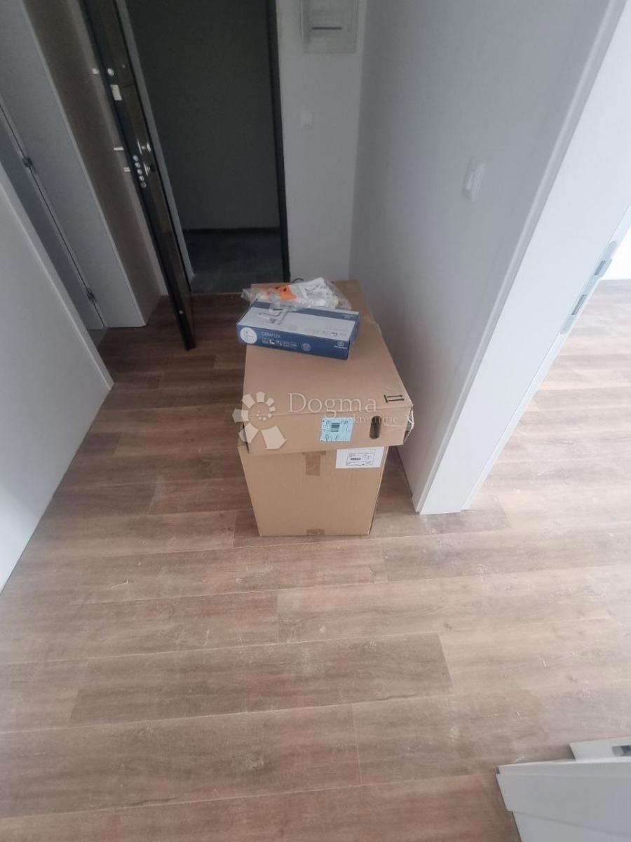 Allogio Monte Zaro, Pula, 78m2