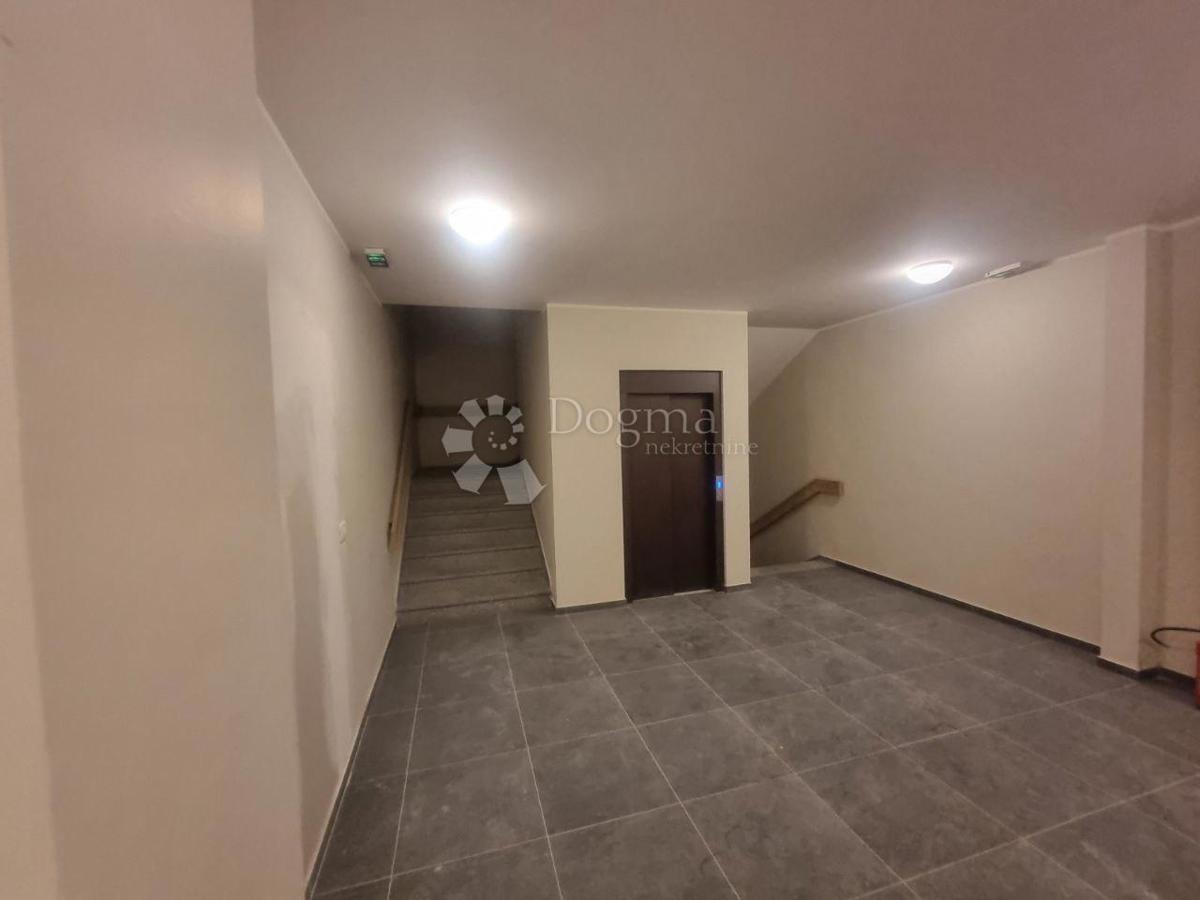 Allogio Monte Zaro, Pula, 78m2