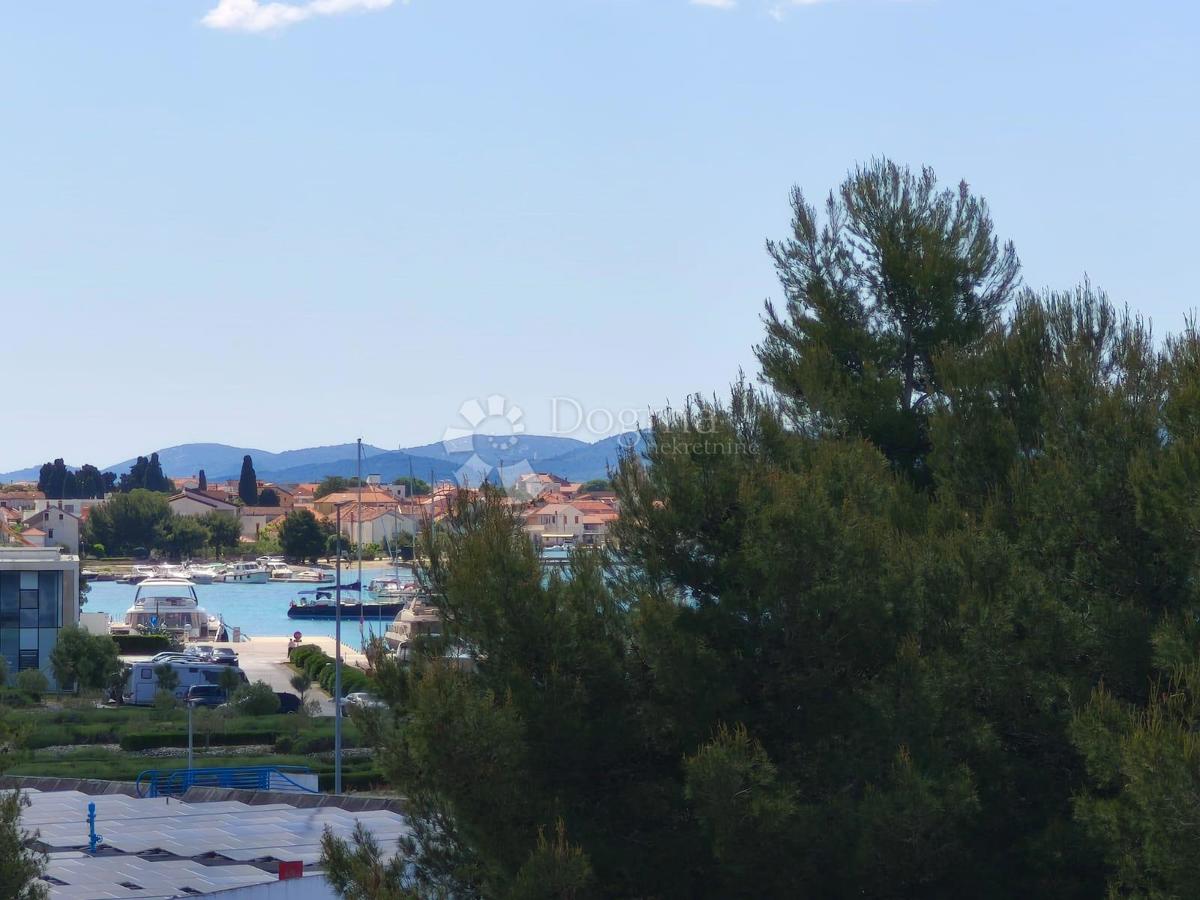 Albergo Sukošan, 2.211m2