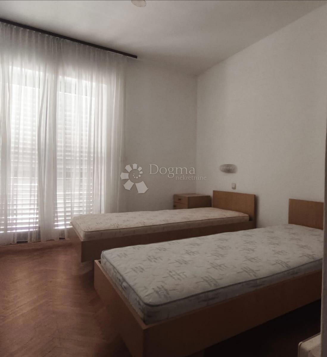 Albergo Sukošan, 2.211m2