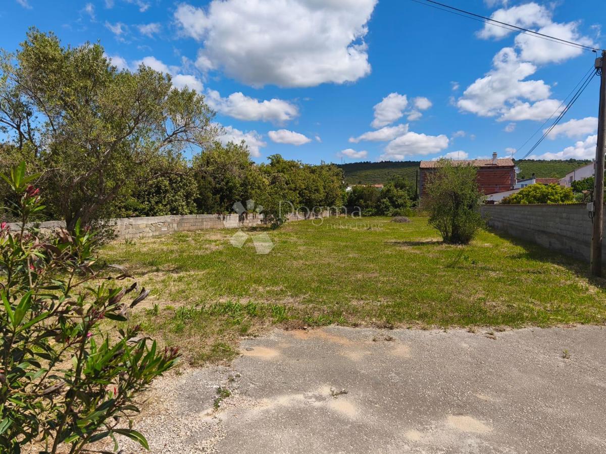 Albergo Sukošan, 2.211m2