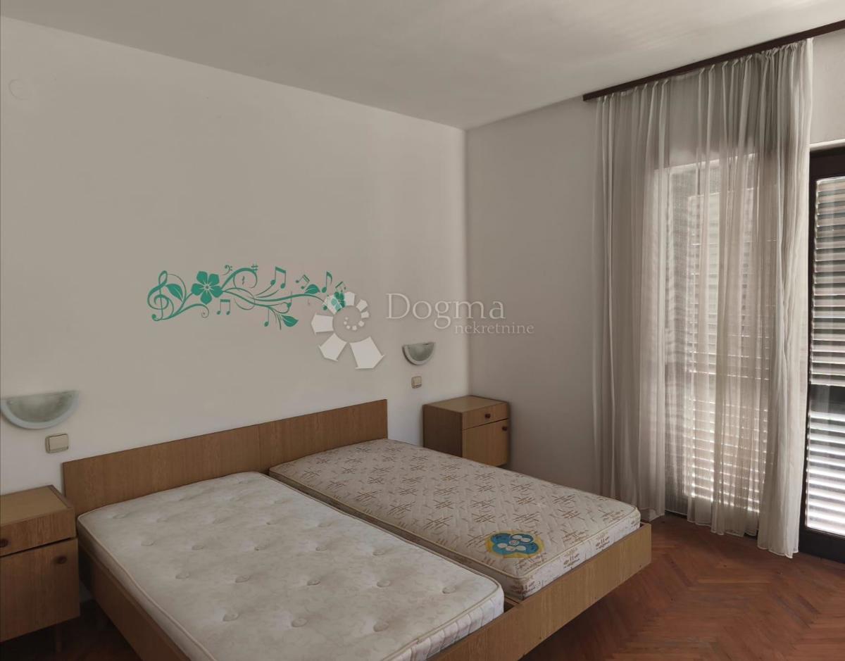 Albergo Sukošan, 2.211m2