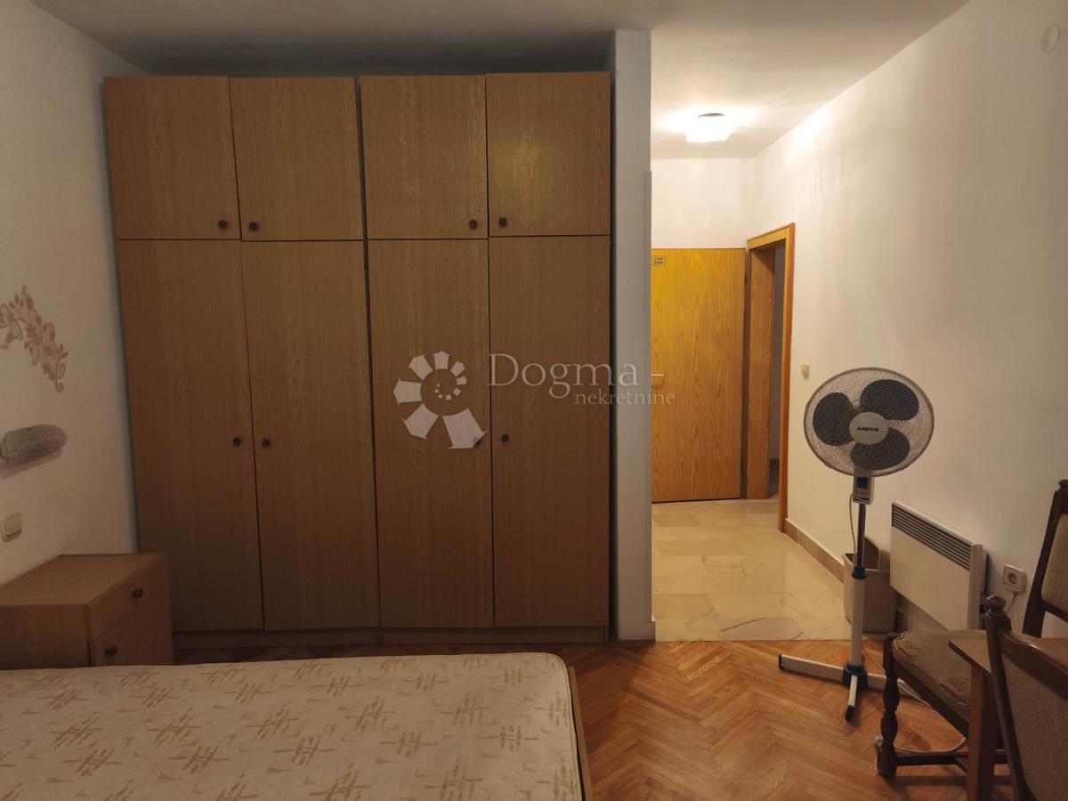 Albergo Sukošan, 2.211m2