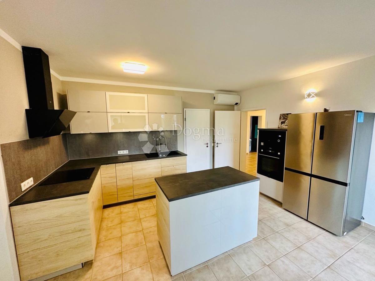 Allogio Rovinjsko Selo, Rovinj, 120m2