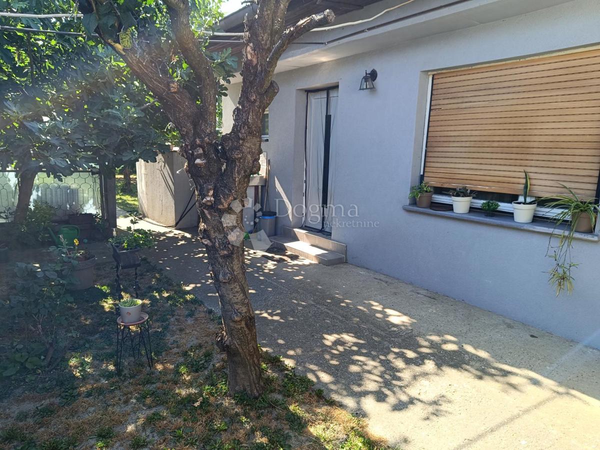 Casa Retfala, Osijek, 477m2