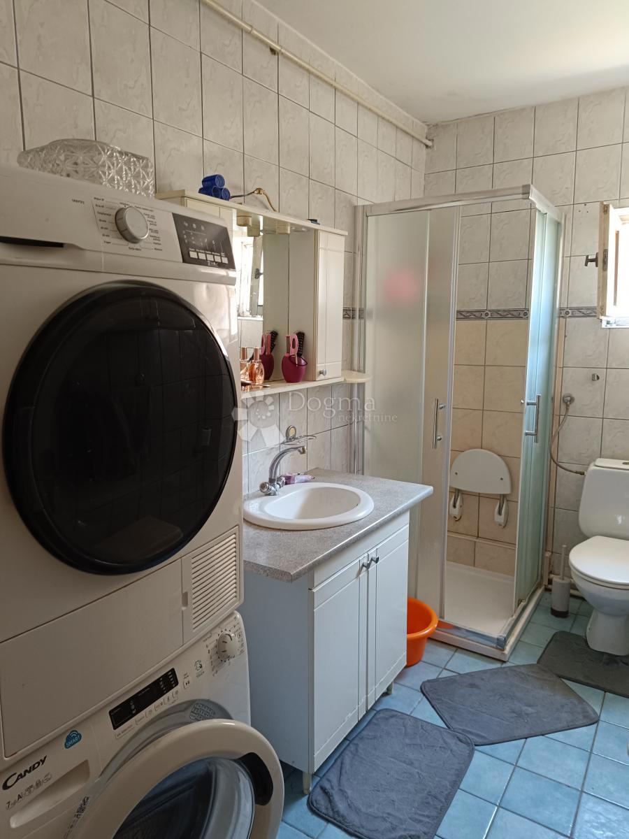 Casa Retfala, Osijek, 477m2