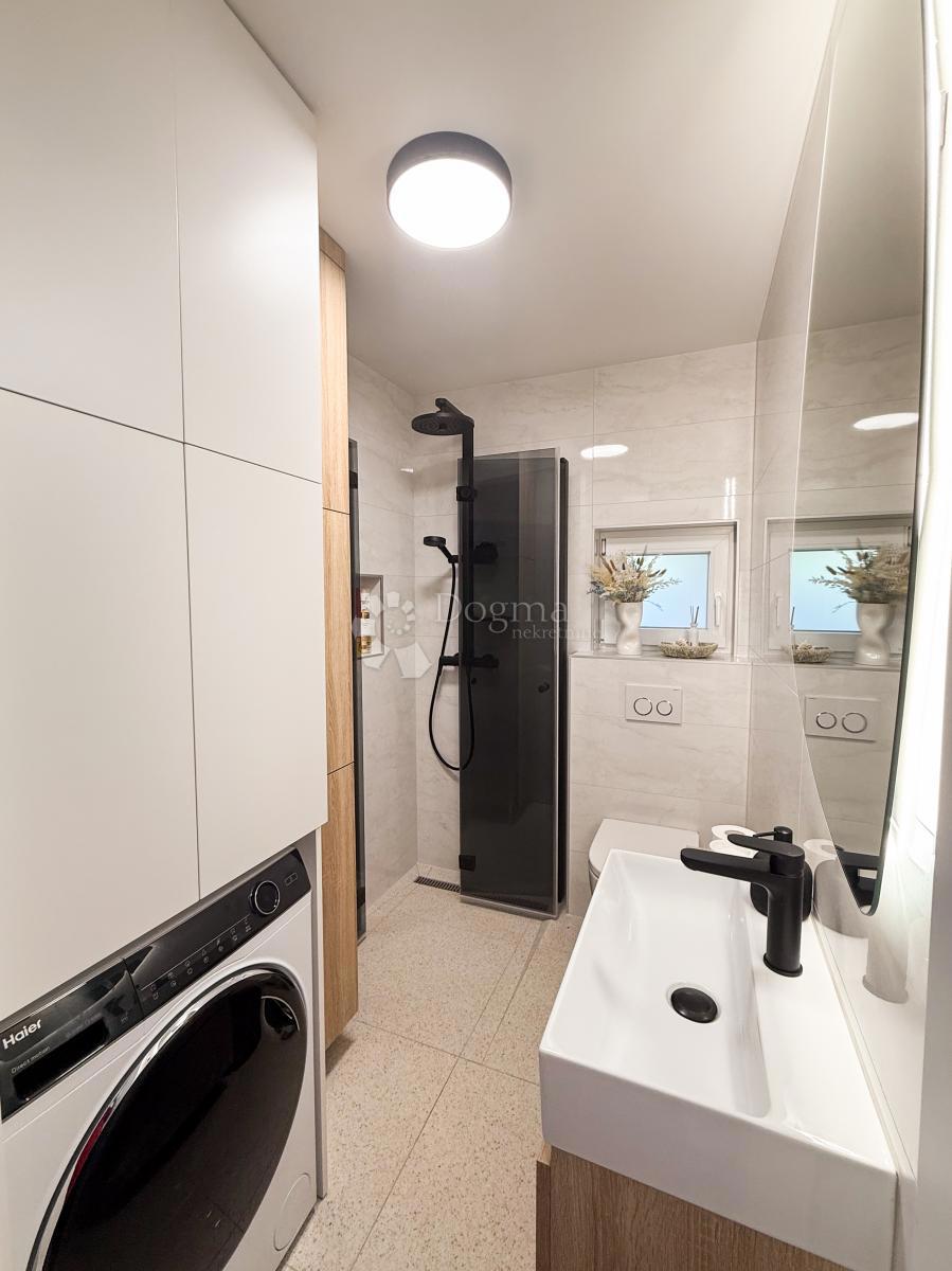 MEDOLINO - Appartamento smart home con terrazza e cortile!