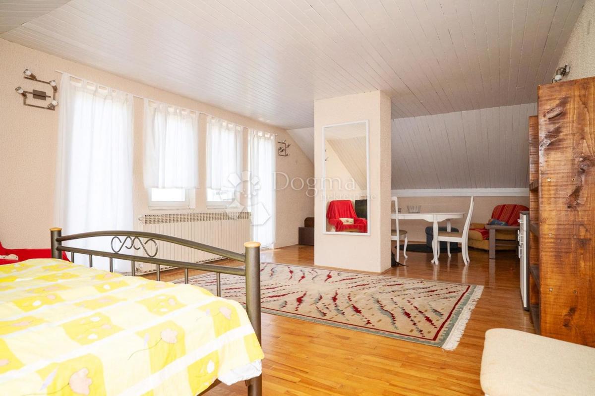 Casa Kraljevec, Gornji Grad - Medveščak, 160m2