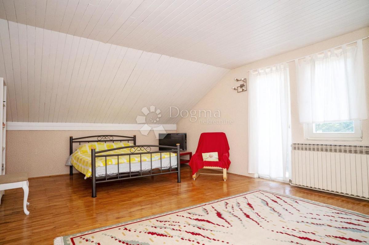 Casa Kraljevec, Gornji Grad - Medveščak, 160m2