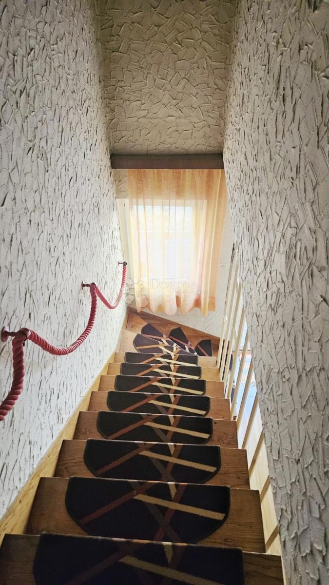 Casa Kraljevec, Gornji Grad - Medveščak, 160m2