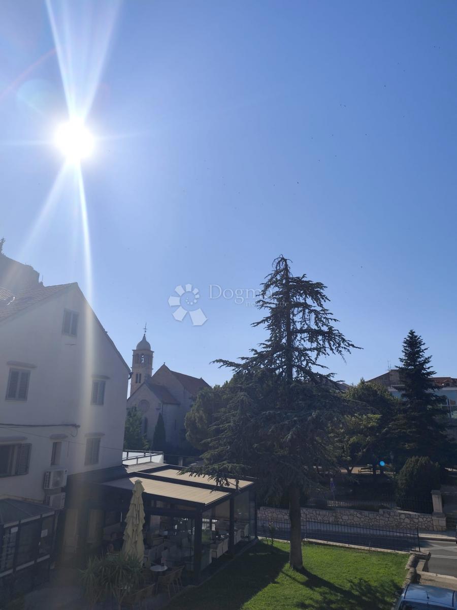 Allogio Dolac, Šibenik, 62m2