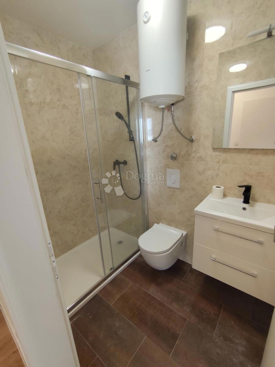 Allogio Dolac, Šibenik, 62m2