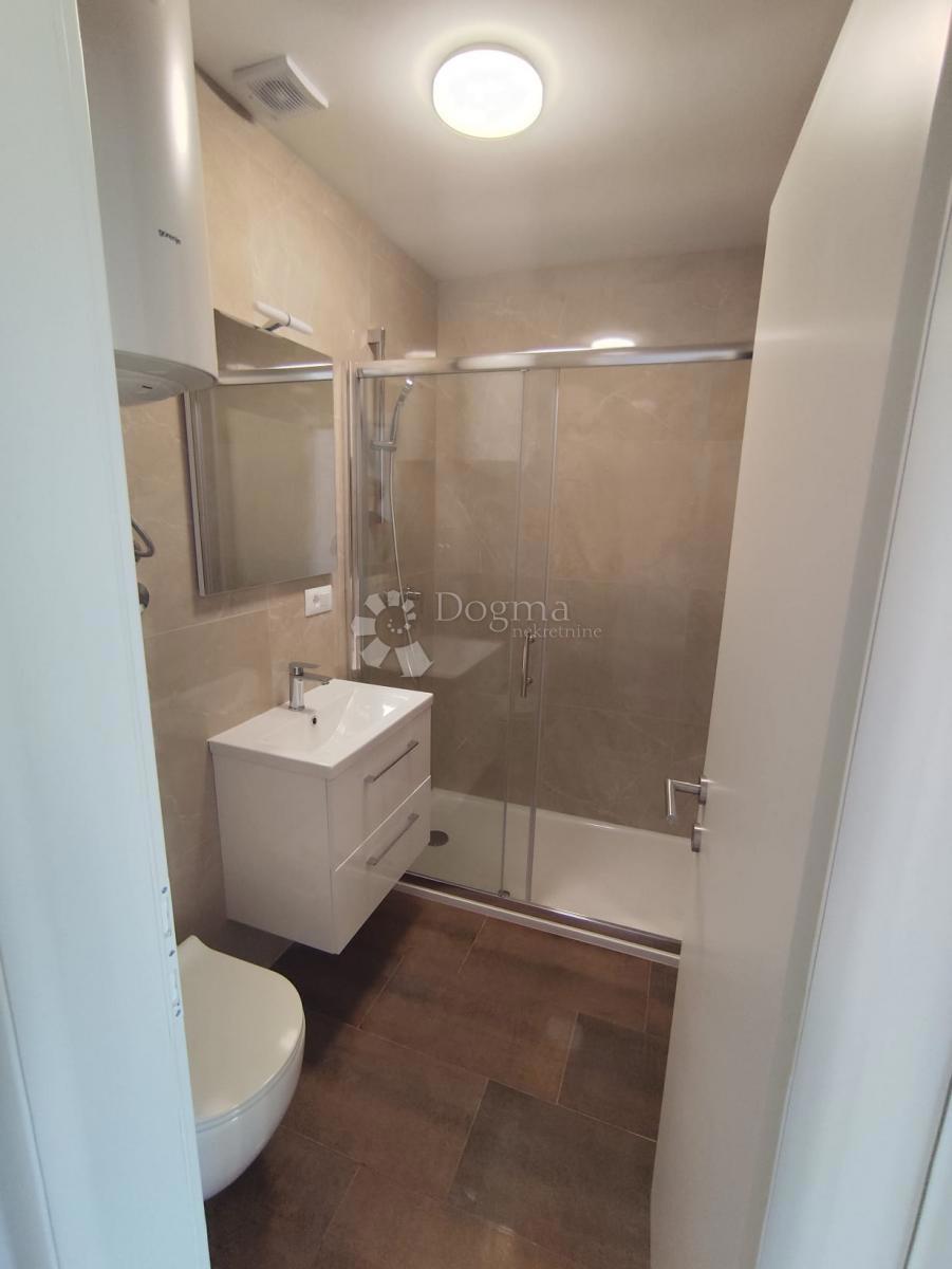 Allogio Dolac, Šibenik, 62m2