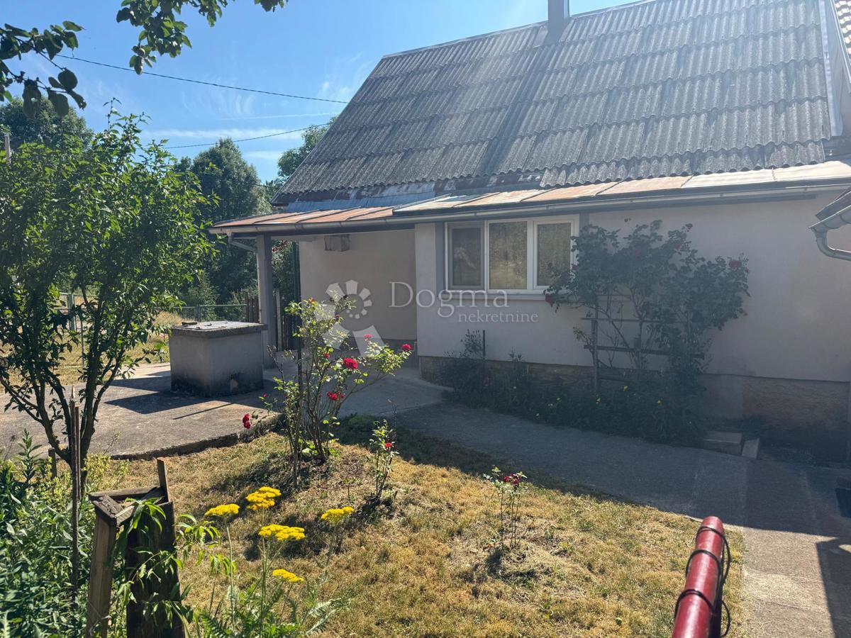 Casa Konjsko Brdo, Perušić, 90m2