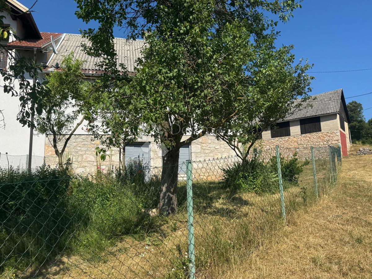 Casa Konjsko Brdo, Perušić, 90m2