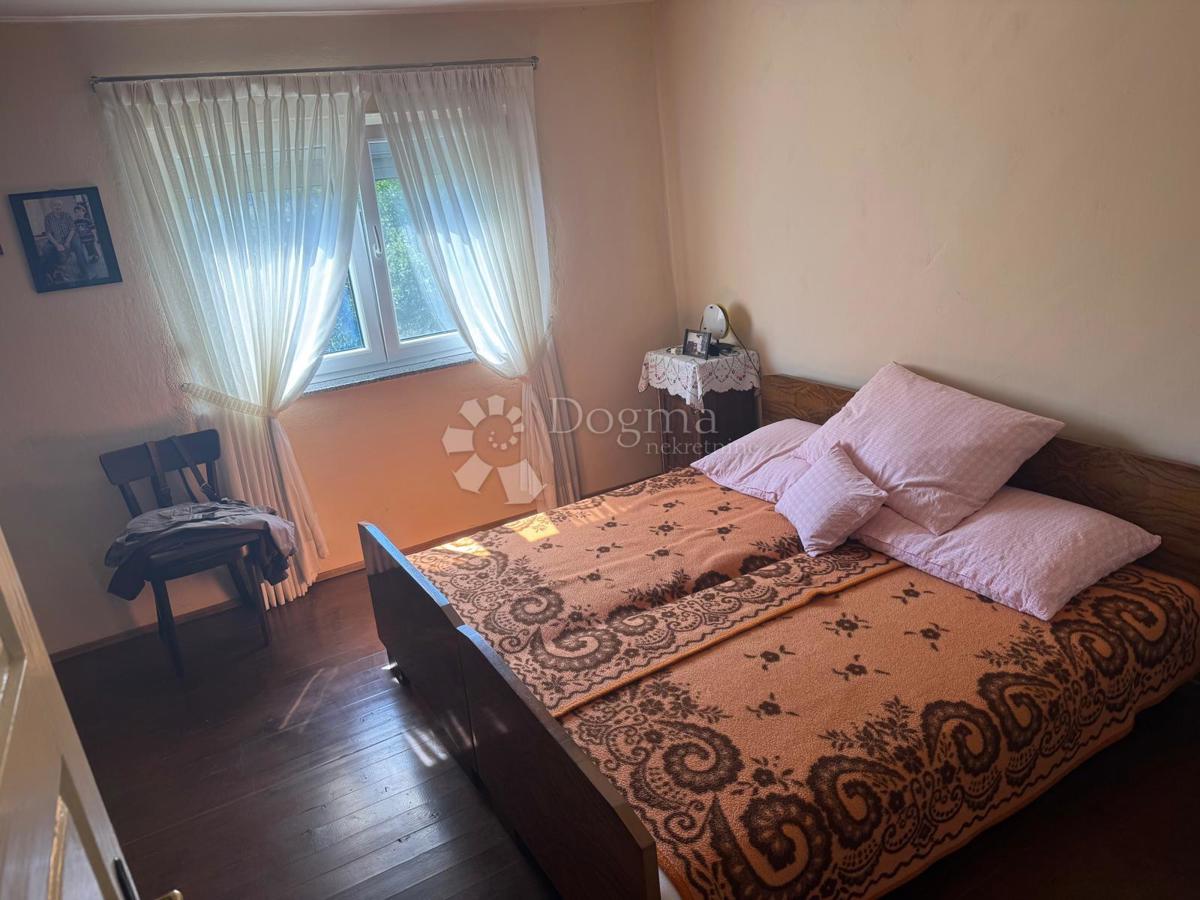 Casa Konjsko Brdo, Perušić, 90m2