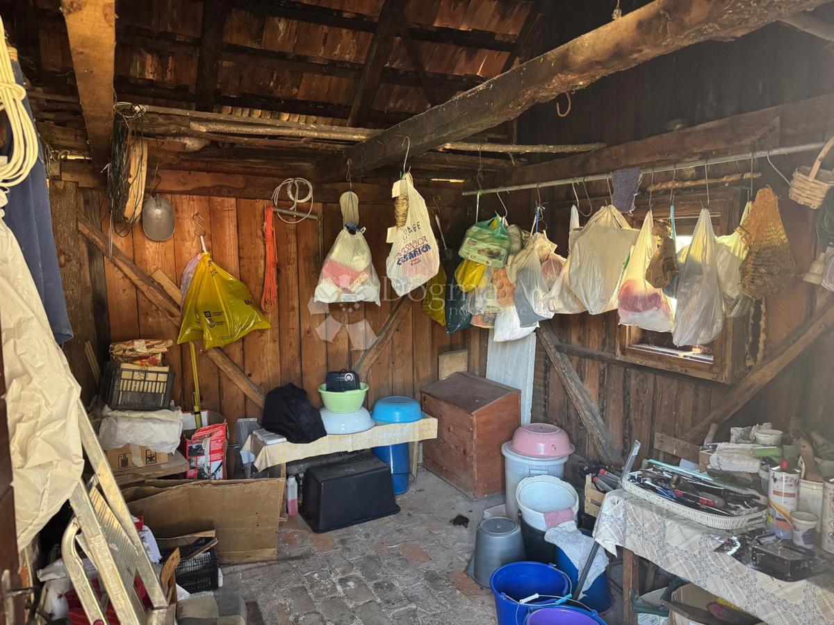 Casa Konjsko Brdo, Perušić, 90m2