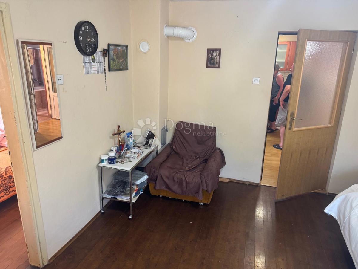 Casa Konjsko Brdo, Perušić, 90m2