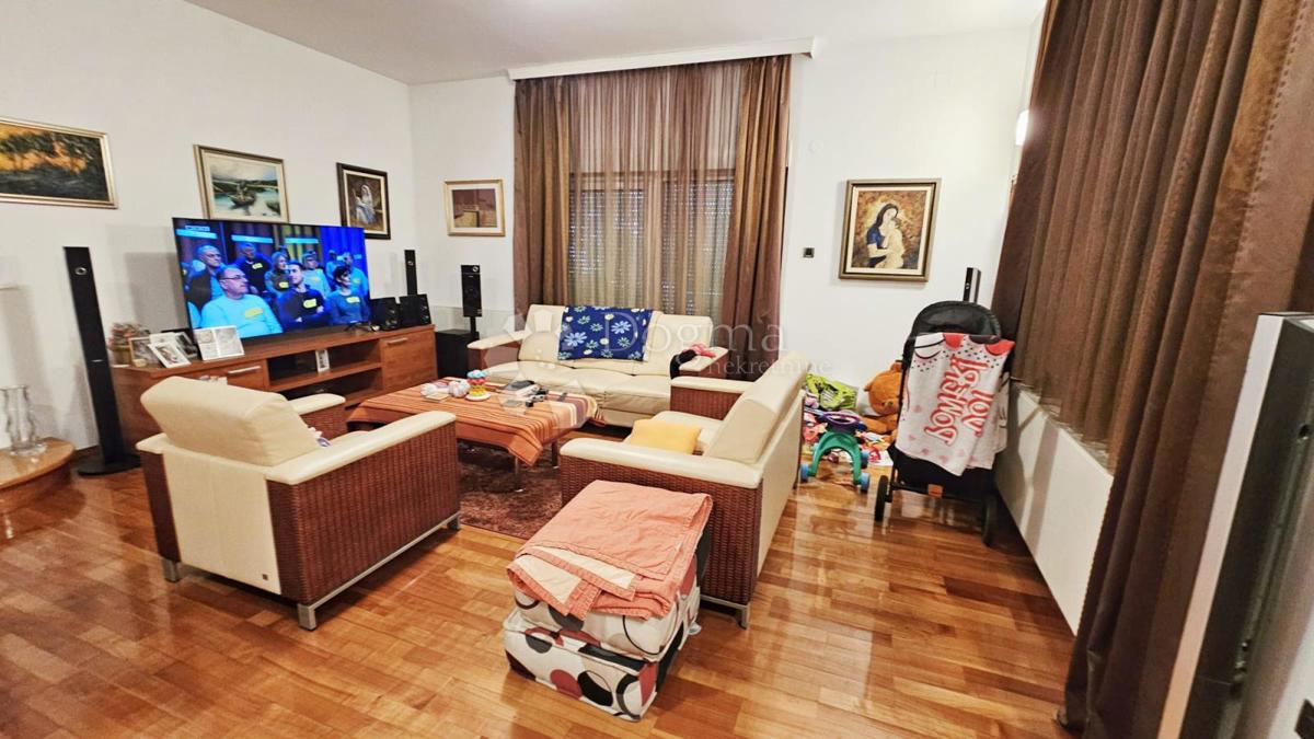 Casa Laščina, Maksimir, 280m2