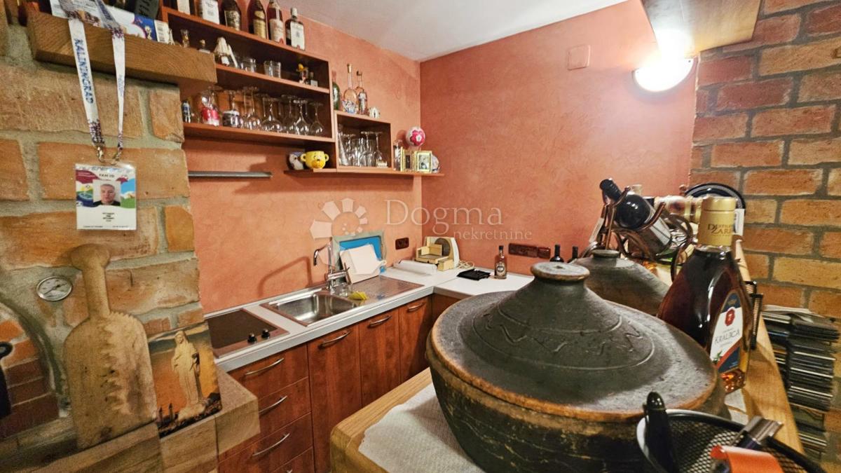 Casa Laščina, Maksimir, 280m2