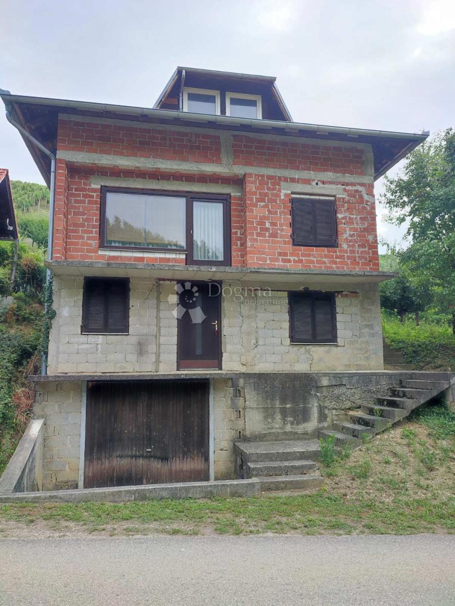 Casa Gornje Vratno, Cestica, 166,58m2