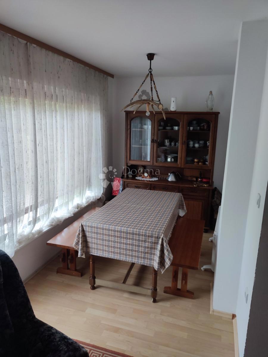 Casa Gornje Vratno, Cestica, 166,58m2