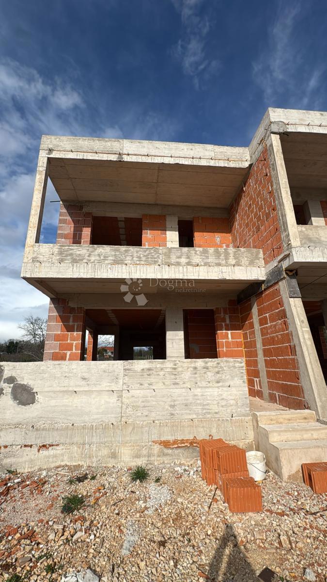 Poličnik: Villa con piscina per un nuovo inizio