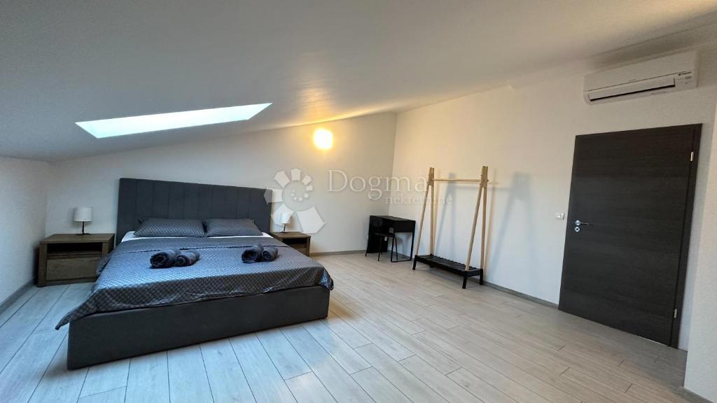 Appartamento con due camere da letto a Pješčana uvala