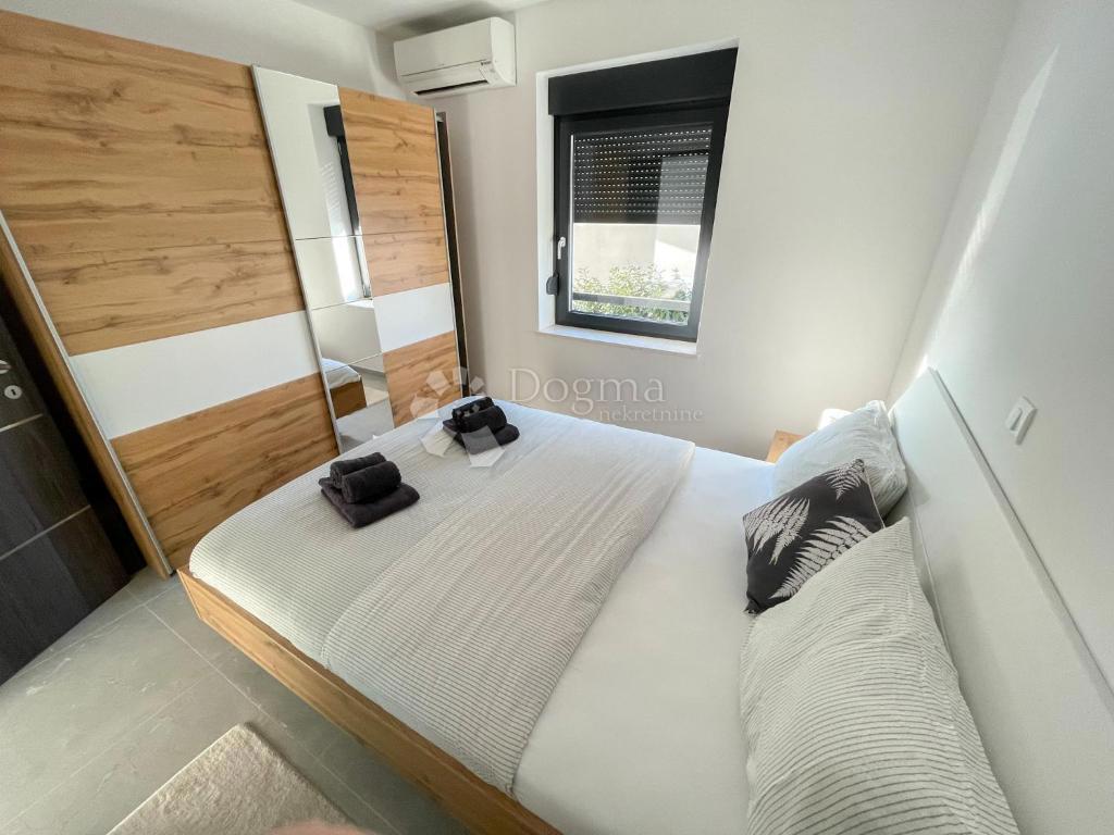 Appartamento con due camere da letto a Pješčana uvala