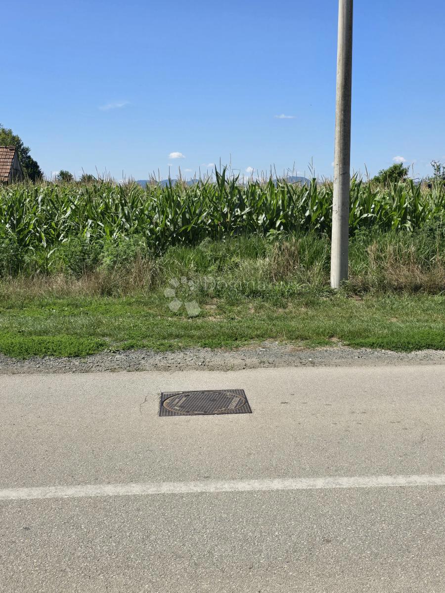 Terreno edificabile Gornji Kućan, Varaždin - Okolica, 2.051m2