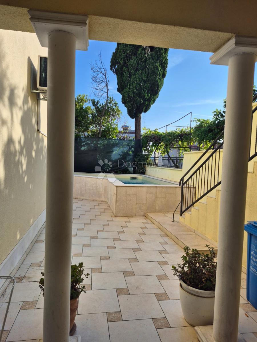 Casa Crikvenica, 450m2