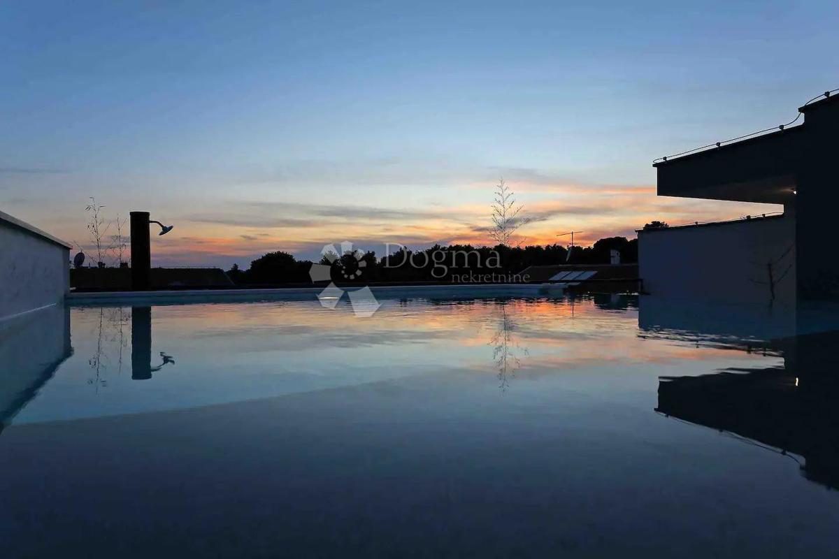 Attico da sogno - terrazza sul tetto e piscina