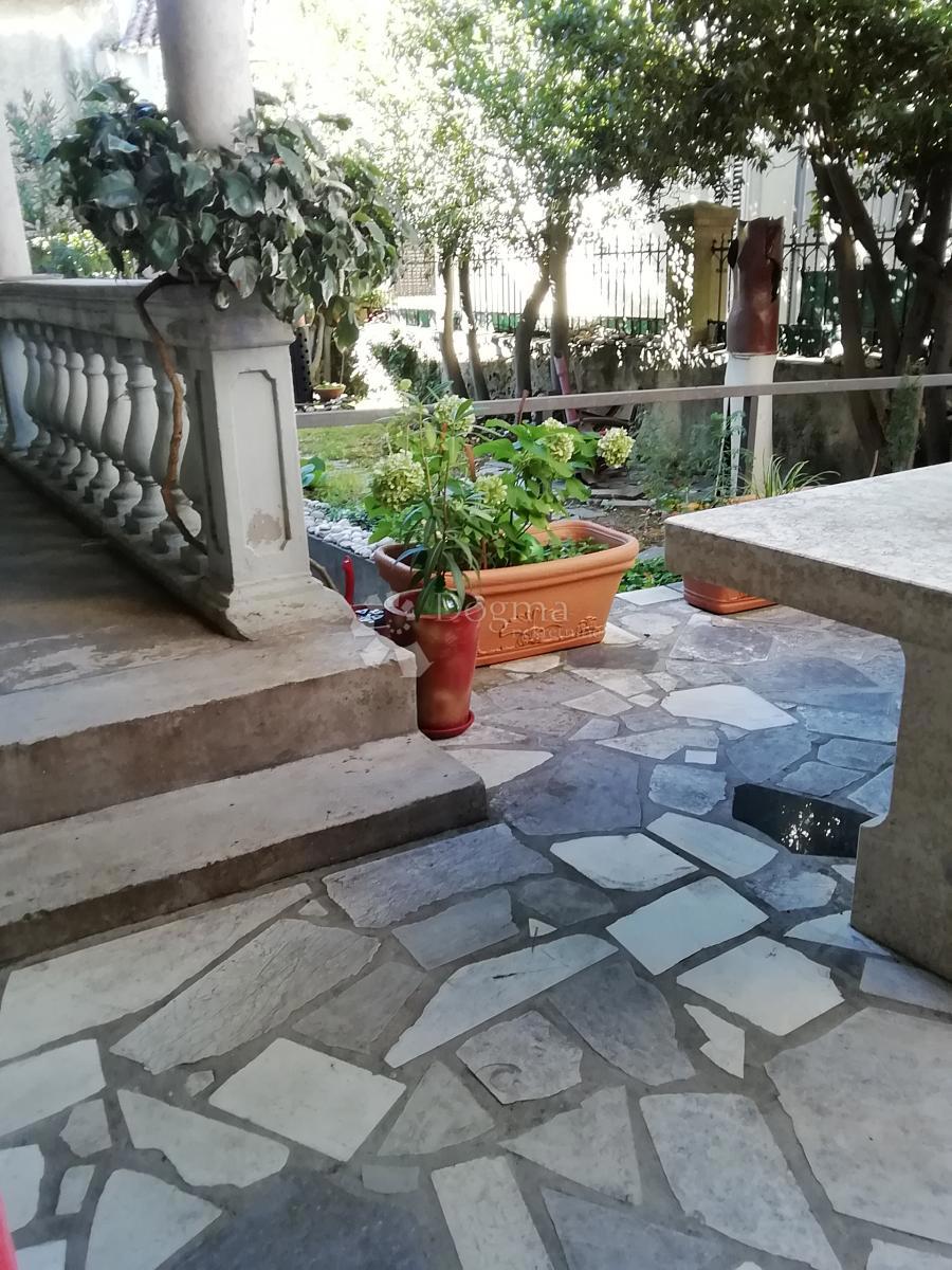 Casa Omišalj, 286,68m2