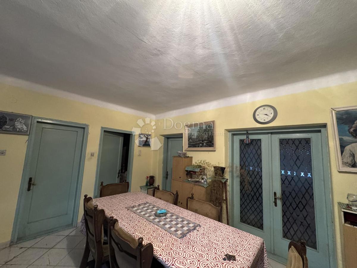 Casa Kobasičari, Kapela, 220m2