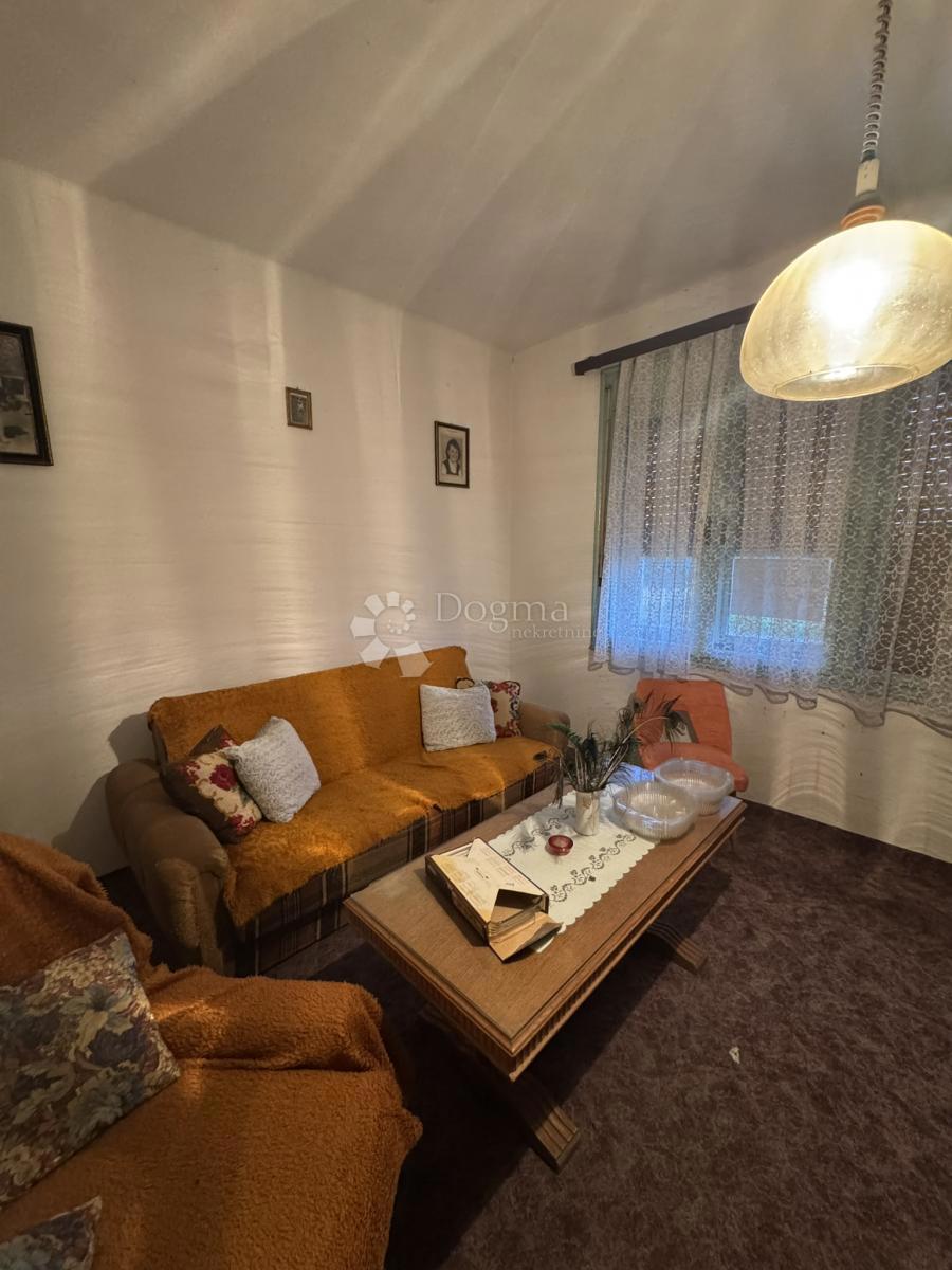 Casa Kobasičari, Kapela, 220m2