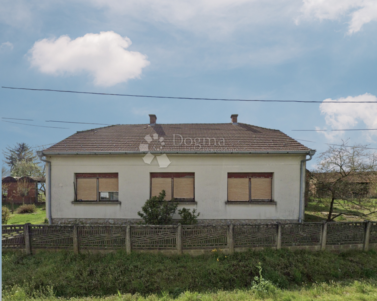 Casa Kobasičari, Kapela, 220m2