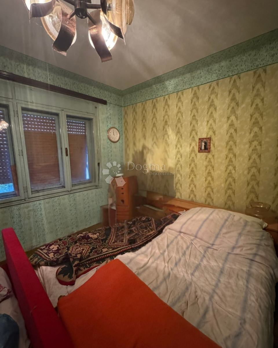 Casa Kobasičari, Kapela, 220m2