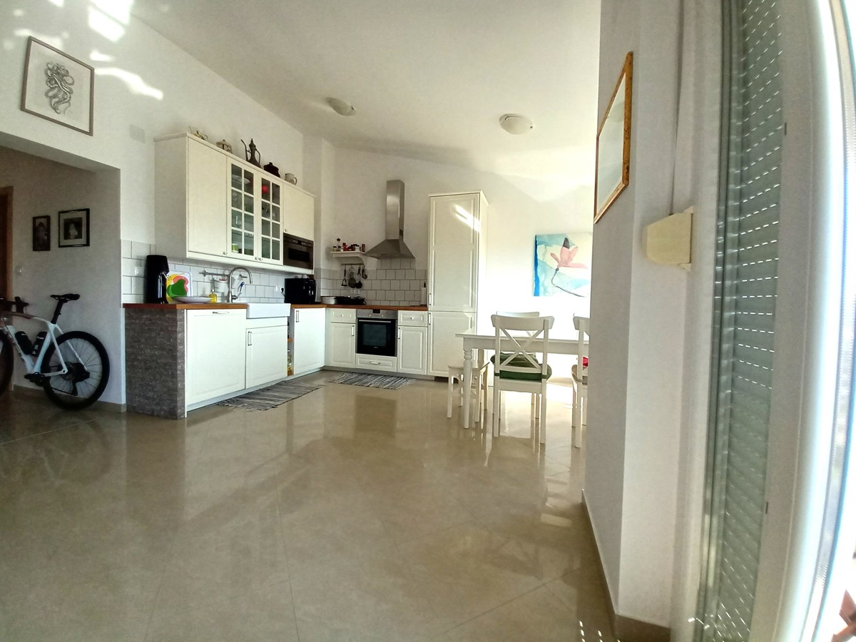 Selce, appartamento con piscina