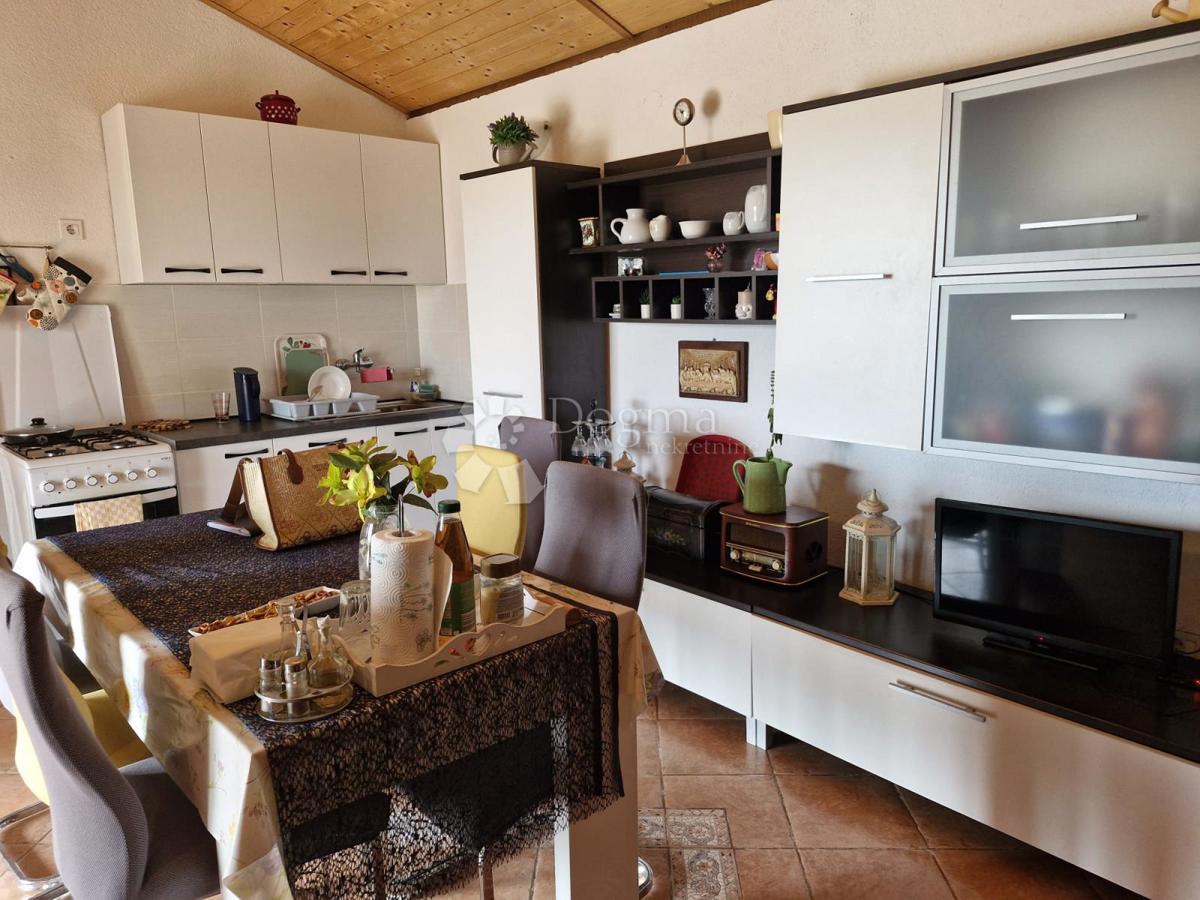 Casa Gornje Raštane, Sveti Filip I Jakov, 70m2