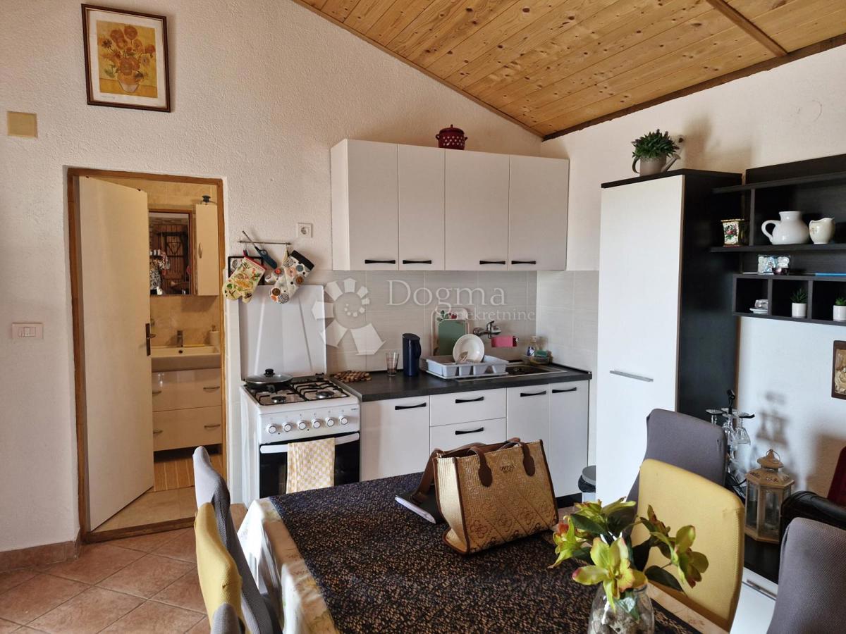 Casa Gornje Raštane, Sveti Filip I Jakov, 70m2