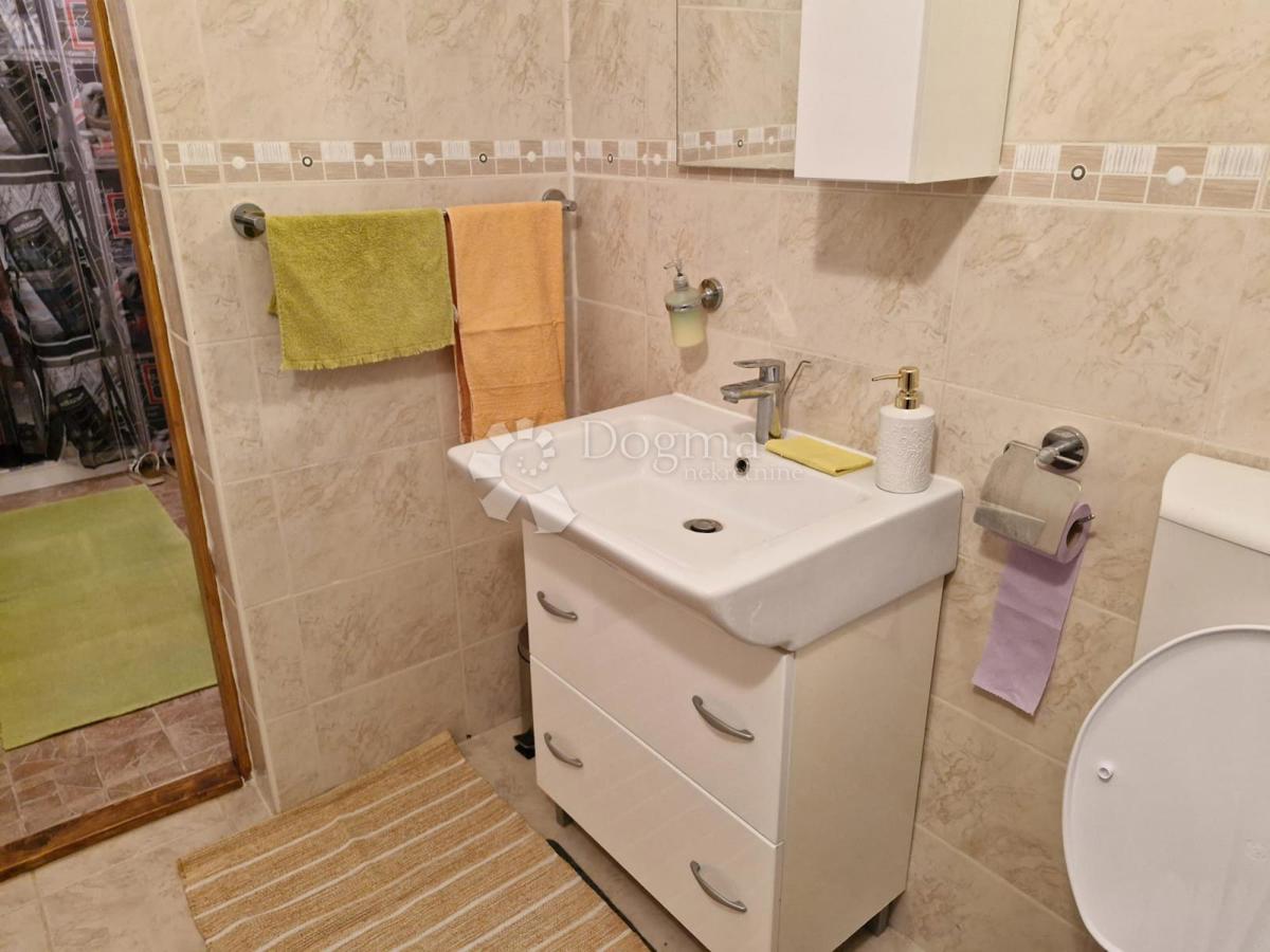 Casa Gornje Raštane, Sveti Filip I Jakov, 70m2