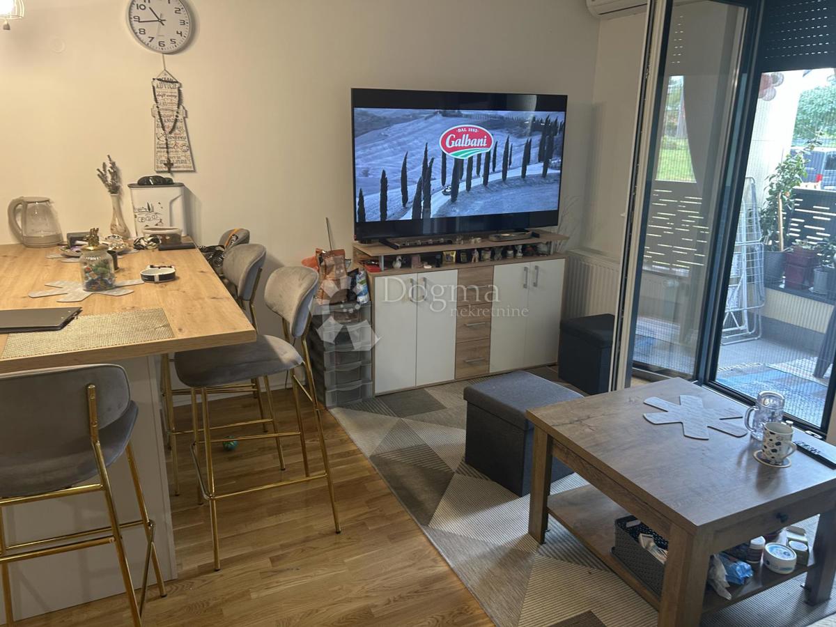 Allogio Popovec, Sesvete, 53m2