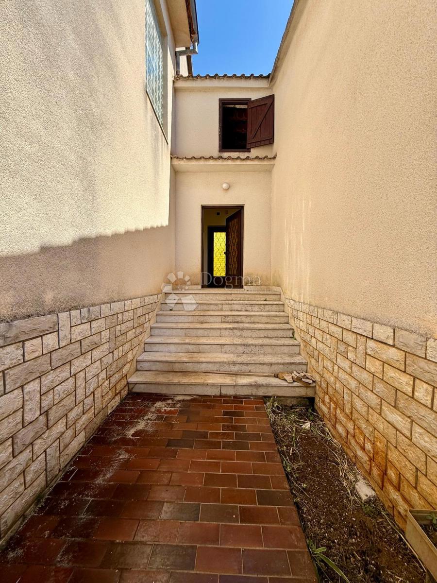 Casa Valdebek, Pula, 331m2