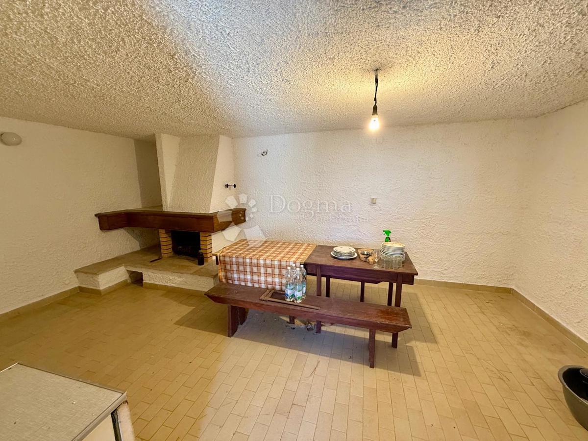 Casa Valdebek, Pula, 331m2